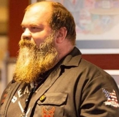 Sean Has a Beard